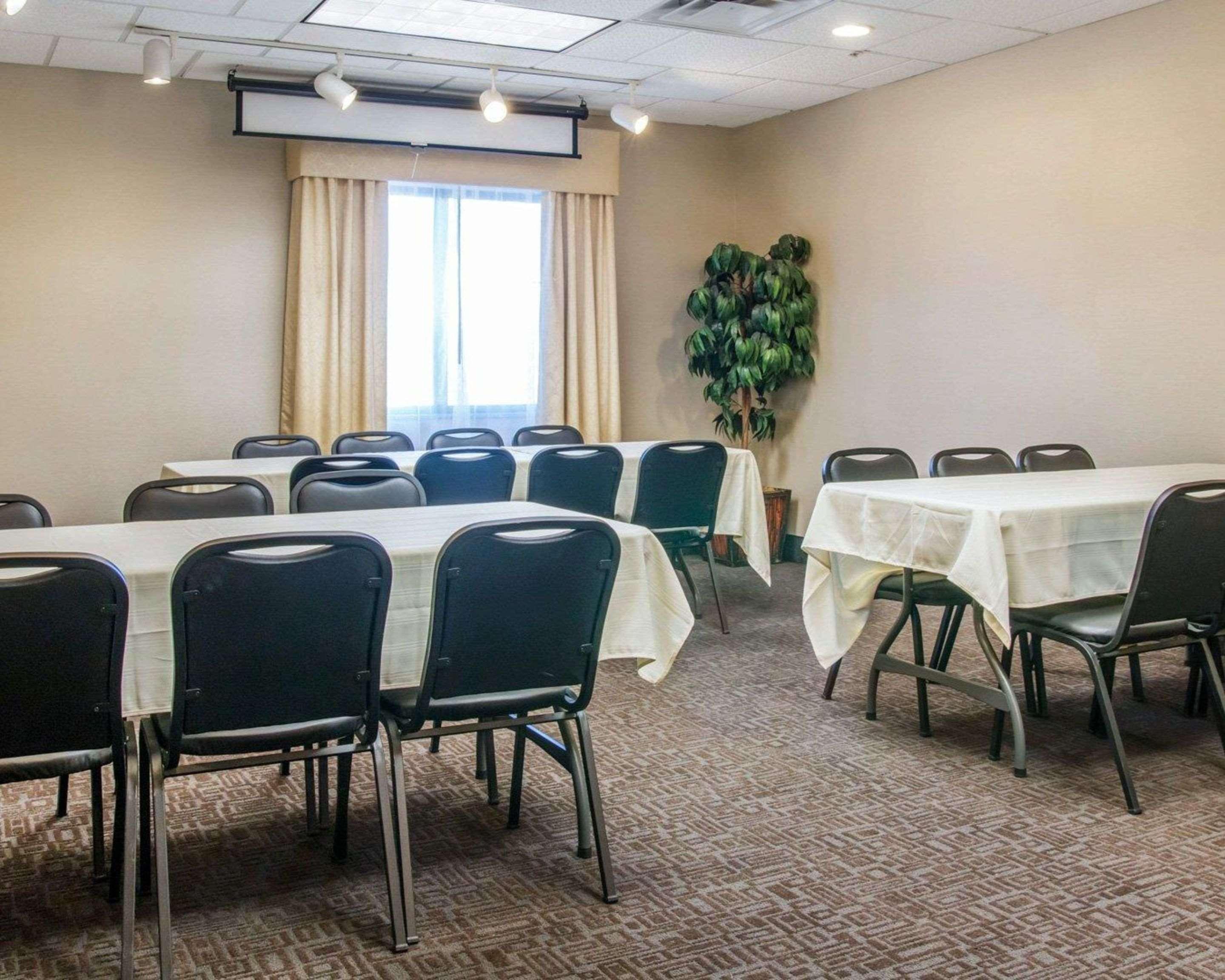 Comfort Suites Auburn Hills-Detroit Eksteriør billede