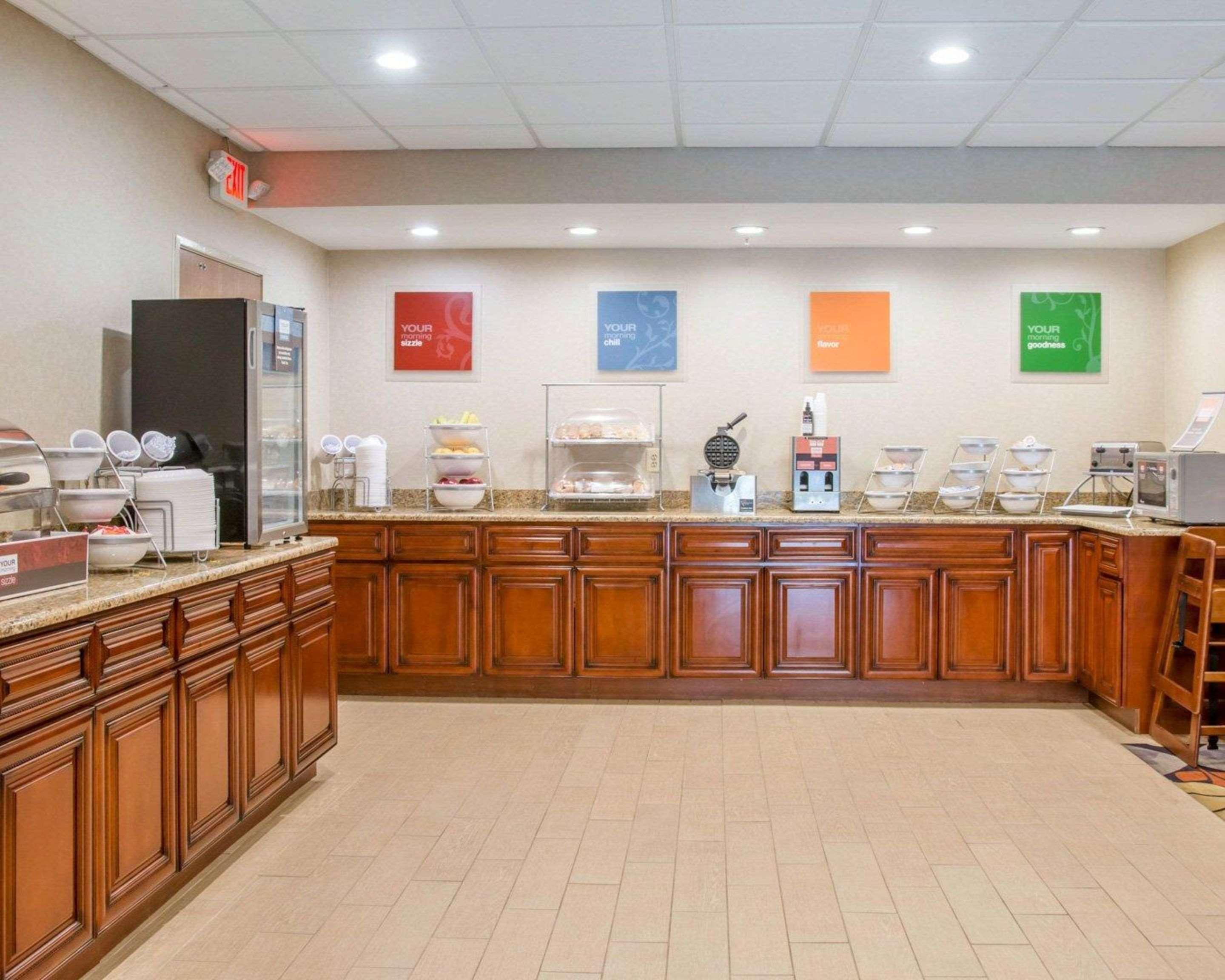 Comfort Suites Auburn Hills-Detroit Eksteriør billede