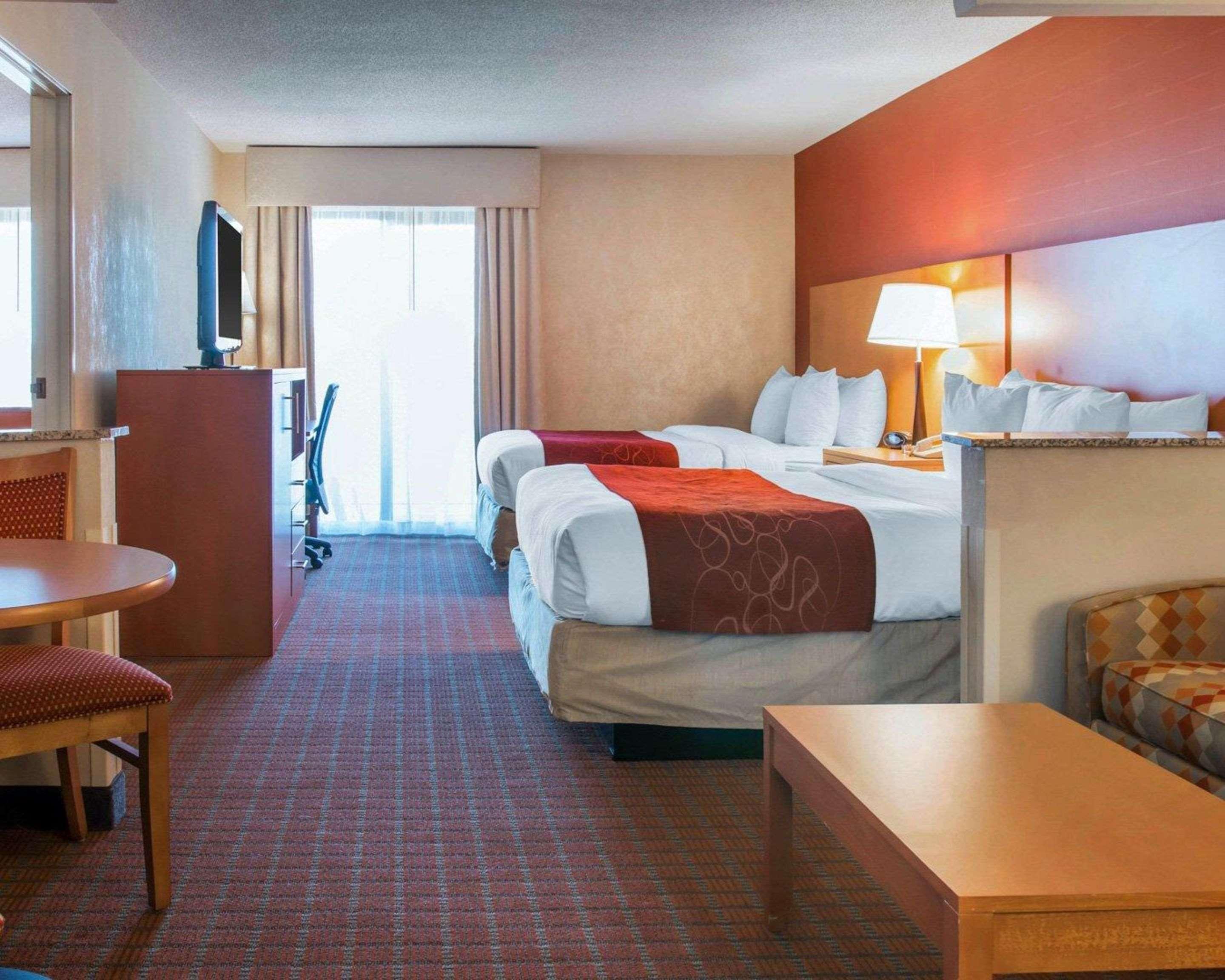 Comfort Suites Auburn Hills-Detroit Eksteriør billede