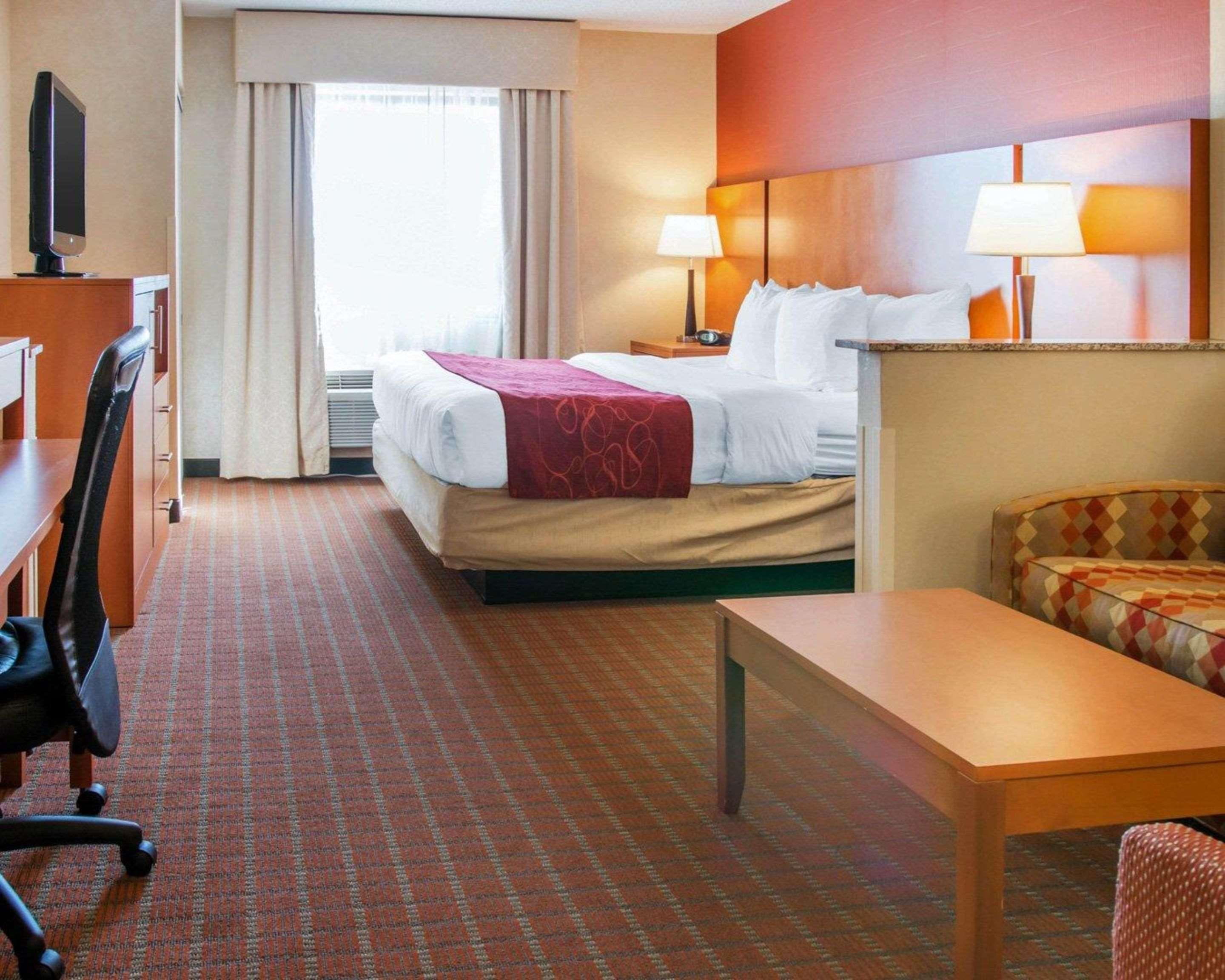 Comfort Suites Auburn Hills-Detroit Eksteriør billede