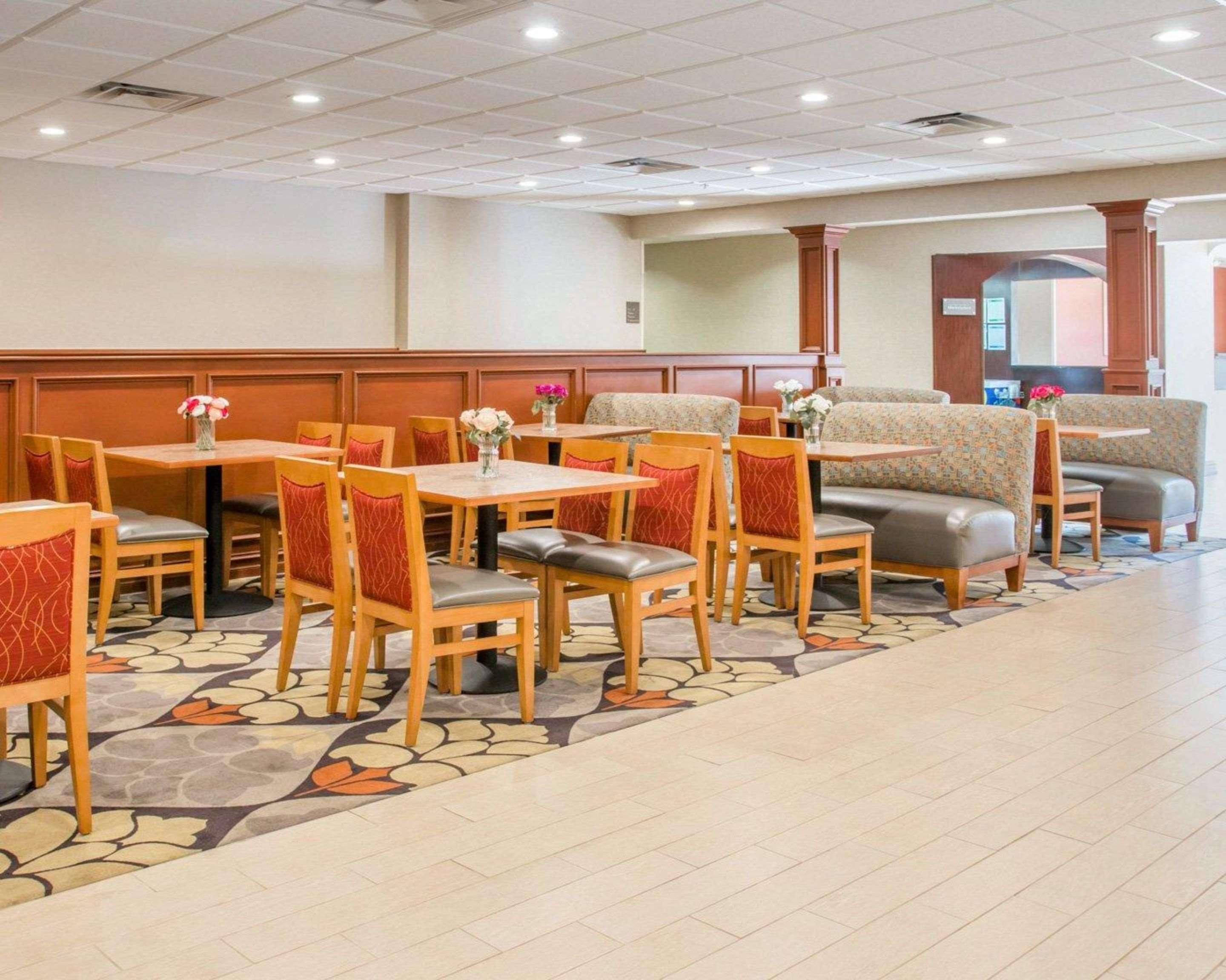 Comfort Suites Auburn Hills-Detroit Eksteriør billede