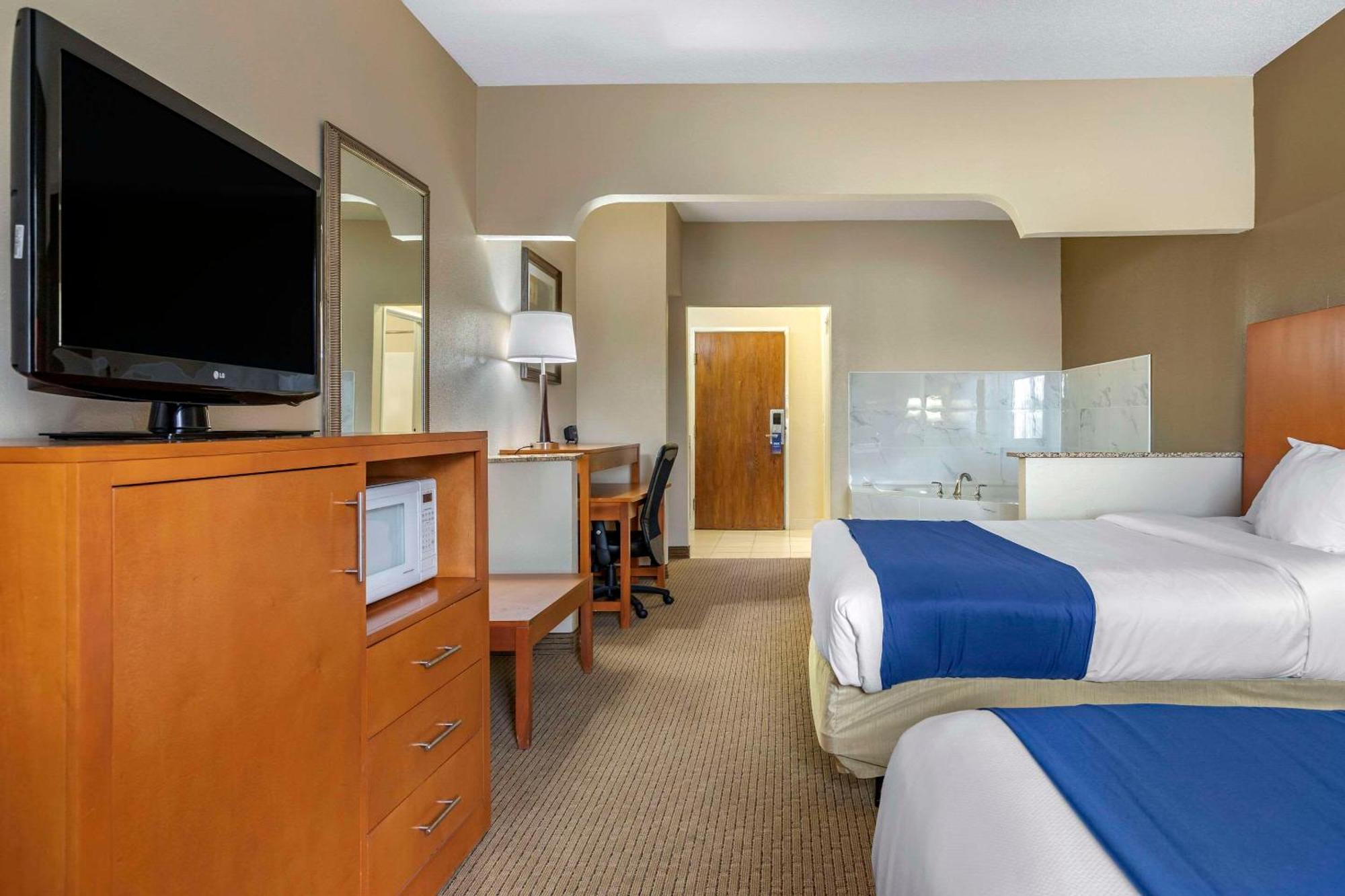 Comfort Suites Auburn Hills-Detroit Eksteriør billede