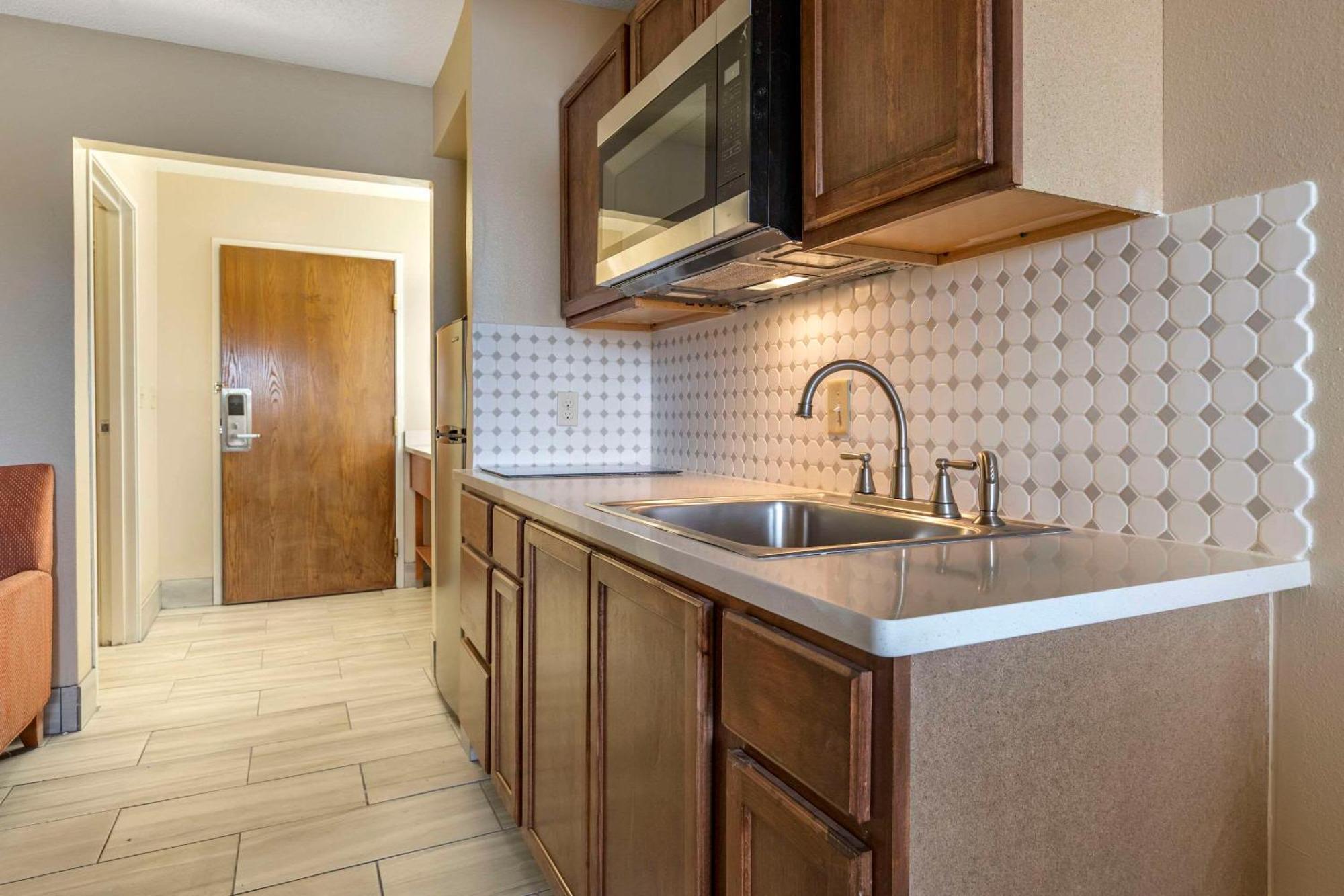 Comfort Suites Auburn Hills-Detroit Eksteriør billede